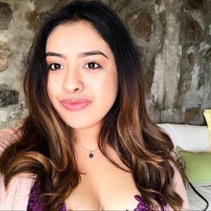 Meet your Posher, Jacqueline